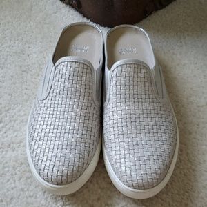 Johnston and Murphy slip ons size 8.5